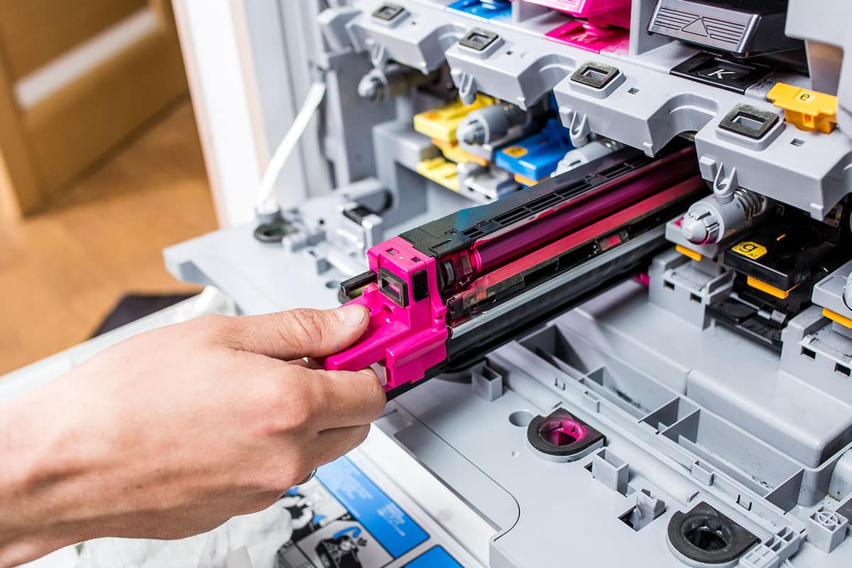 consumabile incluse inchiriere imprimanta - toner